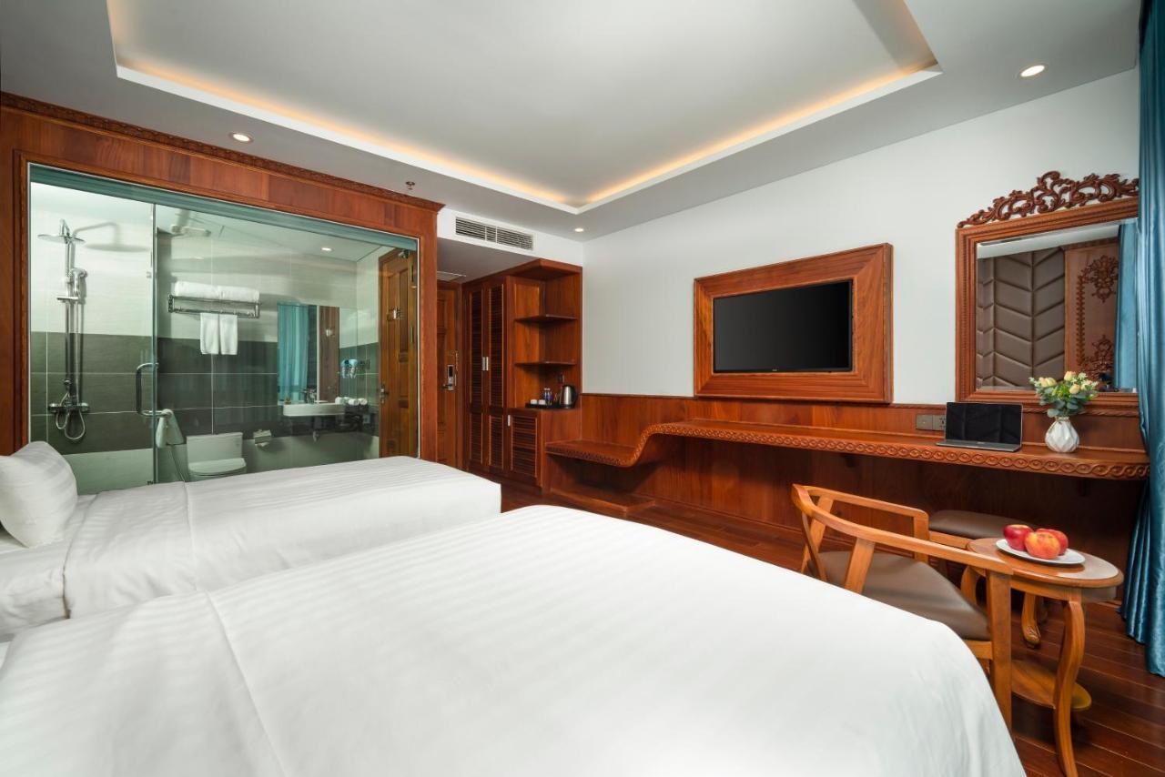 Monalisa Luxury Hotel Da Nang Esterno foto