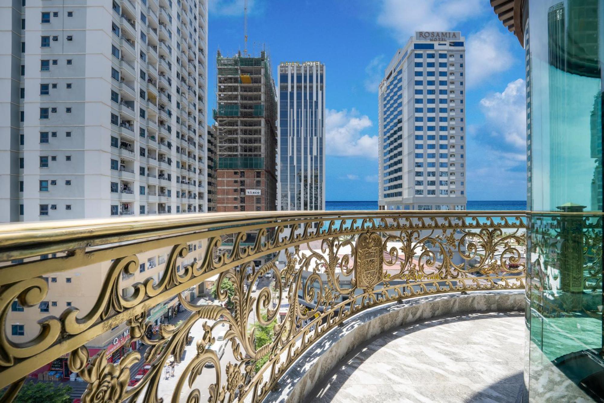 Monalisa Luxury Hotel Da Nang Esterno foto